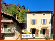 Maison de village 4 pièces LIVINHAC LE HAUT (12)
