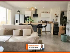 FRONTIGNAN (34)- 3 PIECES 66 m² - DERNIER ETAGE - TERRASSE - PARKING et VUE