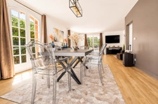 LAUNAGUET – SUPERBE MAISON FAMILIALE DE 170 m² AVEC PISCINE SUR TERRAIN DE 1 357 m²