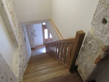 MAISON MEDIEVALE DE VILLAGE ENTIEREMENT RENOVEE  DPE B + DEUXIEME PETITE MAISON AVEC ETAGE QUI SERT DE GARAGE 290000€