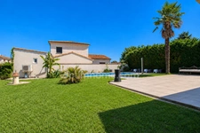 LAUNAGUET – SUPERBE MAISON FAMILIALE DE 170 m² AVEC PISCINE SUR TERRAIN DE 1 357 m²