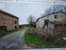ENSEMBLE IMMOBILIER DE 2 MAISONS EN PIERRE  A RENOVER  PLUS UNE GRANGE FERMEE AVEC TOITURE NEUVE SUR PARCELLE AGRICOLE DE 8087M² CARMAUX (81)
