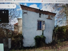 ENSEMBLE IMMOBILIER DE 2 MAISONS EN PIERRE  A RENOVER  PLUS UNE GRANGE FERMEE AVEC TOITURE NEUVE SUR PARCELLE AGRICOLE DE 8087M² CARMAUX (81)