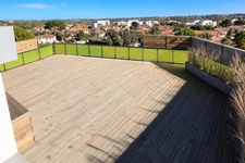 A VENDRE APPARTEMENT T4 DERNIER ETAGE AVEC TERRASSE EXCEPTIONNELLE DE 150M² 