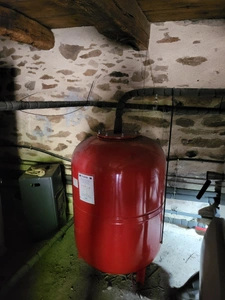 CORPS DE FERME SUR 27 ,3 Hectares