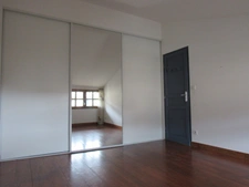 MAISON MEDIEVALE DE VILLAGE ENTIEREMENT RENOVEE  DPE B + DEUXIEME PETITE MAISON AVEC ETAGE QUI SERT DE GARAGE 290000€