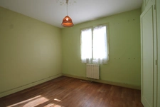Maison 100m² 3 chambres bureau, à 5mn à pied du centre ville de CASTELJALOUX (47) terrain 2845m²