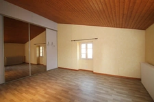 House for sale 8 rooms 268 m² living space SAINT PARDOUX DU BREUIL (47) with stables, outbuildings, land 22948m²
