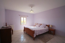 House for sale 8 rooms 268 m² living space SAINT PARDOUX DU BREUIL (47) with stables, outbuildings, land 22948m²
