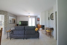 Maison à vendre 4 pièces 109m²  proche de CASTELJALOUX (47) garages, terrain 9800m²
