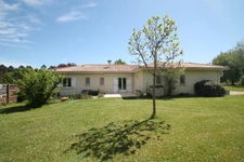 Maison à vendre 4 pièces 109m²  proche de CASTELJALOUX (47) garages, terrain 9800m²