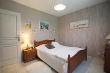 Maison à vendre 4 pièces 109m²  proche de CASTELJALOUX (47) garages, terrain 9800m²