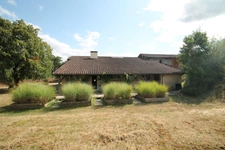House for sale 7 rooms near MARMANDE (47) 334m² - Swimming pool - Tobacco drying shed - Land 51649m²
