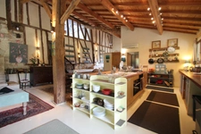 House for sale 7 rooms near MARMANDE (47) 334m² - Swimming pool - Tobacco drying shed - Land 51649m²