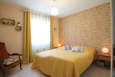 Maison à vendre 4 pièces 109m²  proche de CASTELJALOUX (47) garages, terrain 9800m²