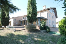 House for sale 8 rooms 268 m² living space SAINT PARDOUX DU BREUIL (47) with stables, outbuildings, land 22948m²