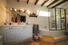 Maison en pierre 163 m² avec dépendances – Piscine- Vue dégagée – terrain 18 000m²- VIRAZEIL (47), à 5 min de Marmande