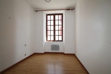 Charming village house for sale – 109 m² – 3 bedrooms + convertible attic (67 m²) - courtyard