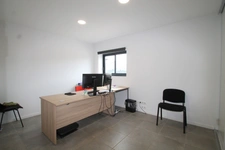 À VENDRE – Bâtiment Professionnel Récent de 550 m² – Damazan (ZAE)- Terrain 3064m²