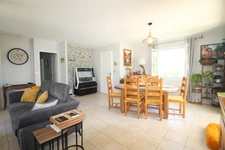 Maison à vendre 4 pièces 109m²  proche de CASTELJALOUX (47) garages, terrain 9800m²
