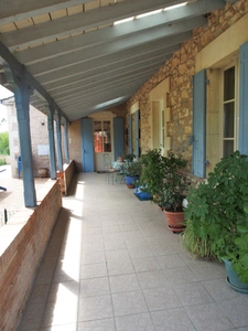 House for sale 8 rooms 268 m² living space SAINT PARDOUX DU BREUIL (47) with stables, outbuildings, land 22948m²