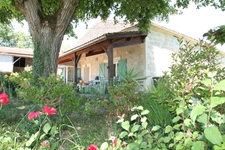 Maison en pierre 163 m² avec dépendances – Piscine- Vue dégagée – terrain 18 000m²- VIRAZEIL (47), à 5 min de Marmande