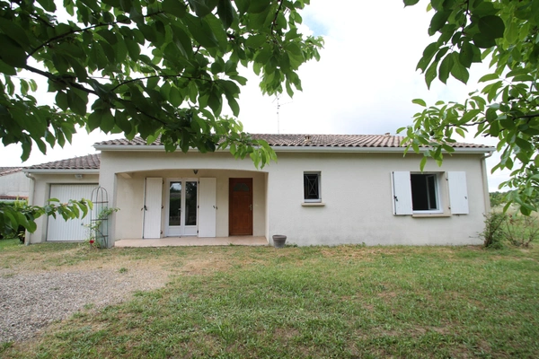 Maison plain pied à vendre 3 pièces LAMOTHE LANDERRON (33), 2 chambres, garage, terrain 2109m²