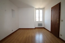 Charming village house for sale – 109 m² – 3 bedrooms + convertible attic (67 m²) - courtyard