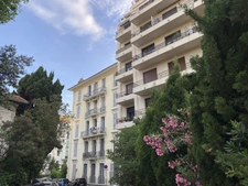 T2 grande terrasse à NICE (Libération)