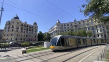 Rare:  T2 grande terrasse à NICE (Libération)