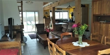 Maison avec jardin , 5 pièces SARZEAU - Quartier St JACQUES (56) - 5 mns à pied de la plage et commerces.