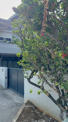 Appartement d'exception à rénover – Vue imprenable sur la Marina