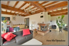 🌅 Vue exceptionnelle – Maison 180m² avec sous-sol & piscine à Bressieux