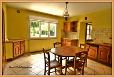 MAISON COEUR DE VILLAGE - 260 m² - 5 CHAMBRES - TERRAIN 1128 m²