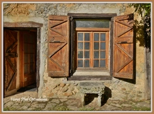MAISON EN PISE A RENOVER - CHARME CALME ET POTENTIEL A ST PAUL D'IZEAUX
