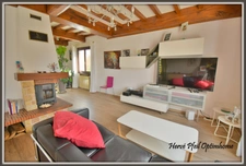 🌅 Vue exceptionnelle – Maison 180m² avec sous-sol & piscine à Bressieux