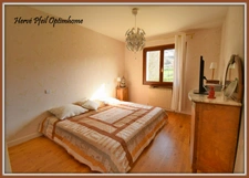 🌅 Vue exceptionnelle – Maison 180m² avec sous-sol & piscine à Bressieux