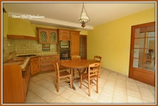 MAISON COEUR DE VILLAGE - 260 m² - 5 CHAMBRES - TERRAIN 1128 m²