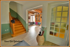🌅 Vue exceptionnelle – Maison 180m² avec sous-sol & piscine à Bressieux