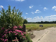 À vendre – Corps de ferme avec habitation, dépendances et terres – Proximité Aunay-sur-Odon (14)