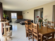 À vendre – Belle maison familiale 6 pièces avec véranda et sous-sol, située à May-sur-Orne