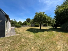 Havre de paix : Maison en pierre rénovée et son verger de 150 pommiers — Rare sur le marché