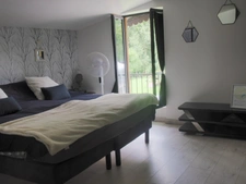 À Vendre – Domaine Touristique & Résidentiel avec Gîtes Insolites en Normandie