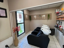 À VENDRE – Fond de Commerce d'un Salon de Coiffure – CAEN QUARTIER MÉMORIAL