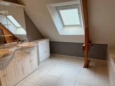  À Vendre – Maison familiale lumineuse à Balleroy (Drôme)