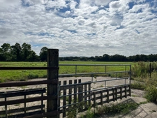 À vendre – Corps de ferme avec habitation, dépendances et terres – Proximité Aunay-sur-Odon (14)