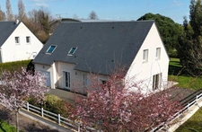 Maison contemporaine lumineuse à 20 kms de ST-LÔ