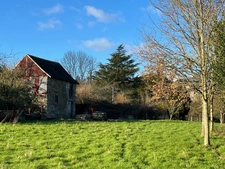 À vendre – Charmante maison en pierre plus un terrain indépendant - 13 km d’Aunay-sur-Odon et de Condé-sur-Noireau