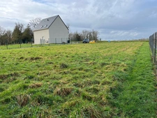 Terrain à bâtir – 884 m² - 15 mn d'AUNAY-SUR-ODON