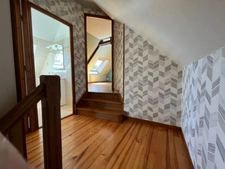 Havre de paix : Maison en pierre rénovée et son verger de 150 pommiers — Rare sur le marché